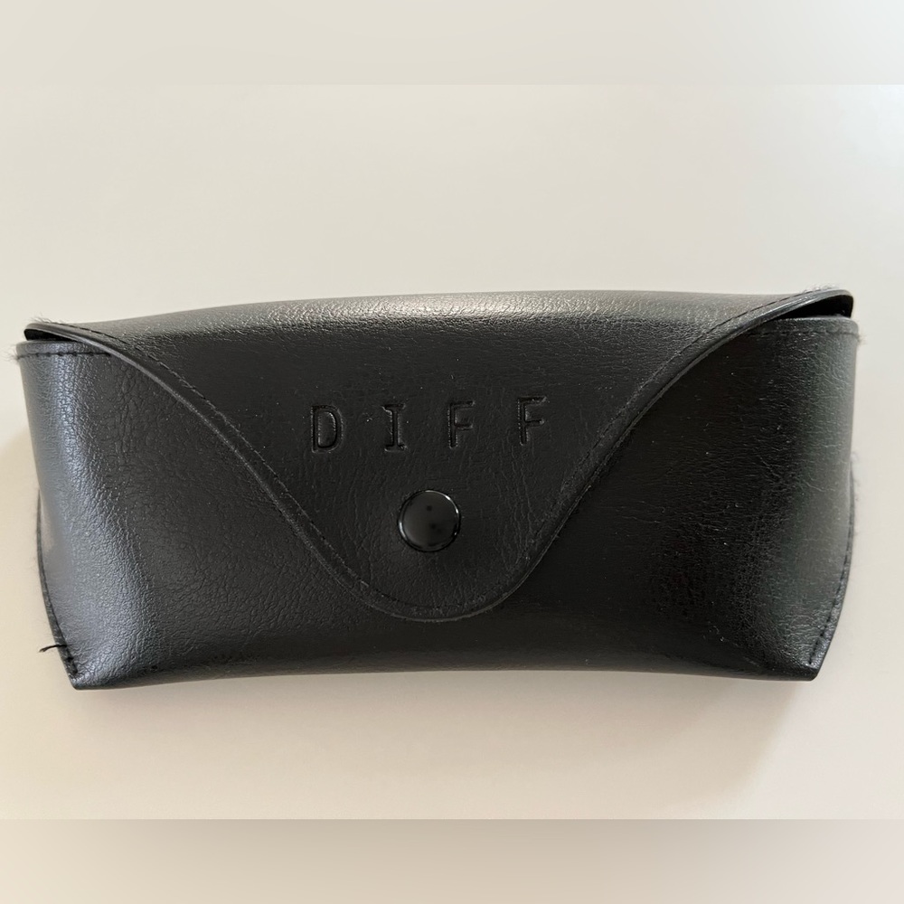 Diff Sunglasses - image 3